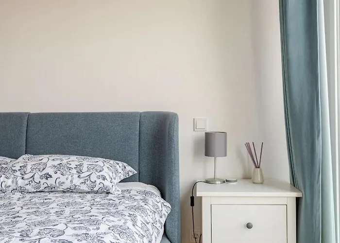 شقة Hj 18 By Rockchair L Superhost Status L Super Flat, 2 Bedrooms 2 Bathrooms Balcony Elevator Welcomes You! *